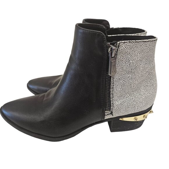 Circus By Sam Edelman Black & White Ankle Boots With Gold Studded Heel - Picture 3 of 12